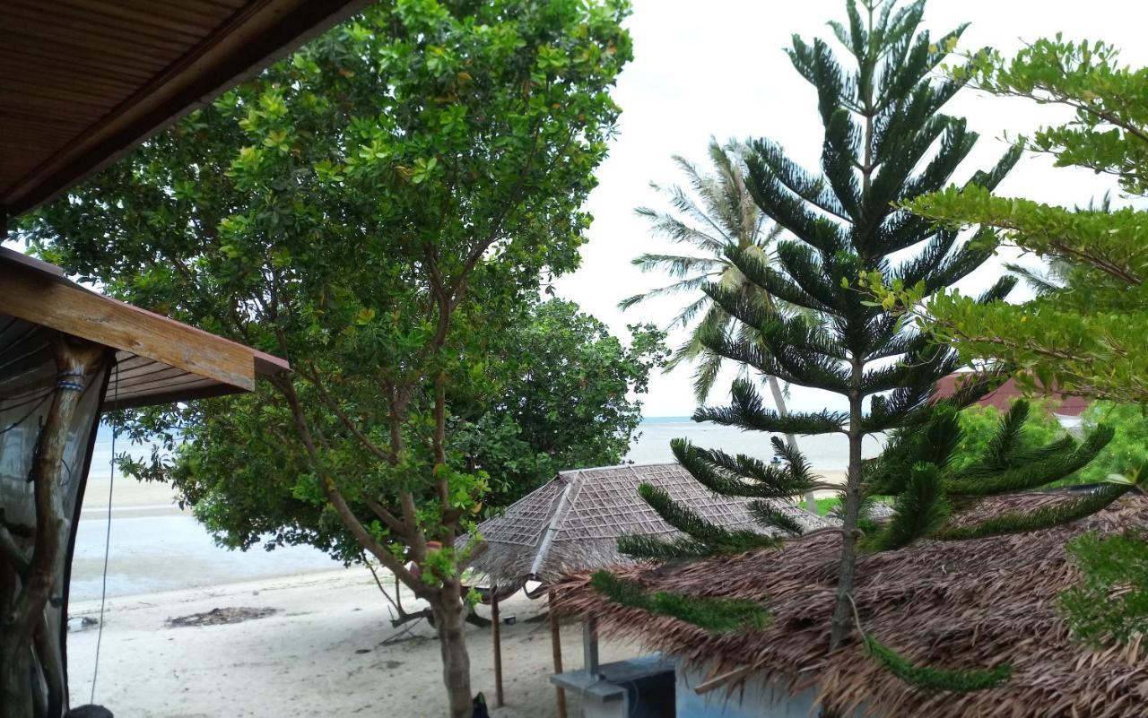 Munchies Bungalows Baan Tai Exteriör bild
