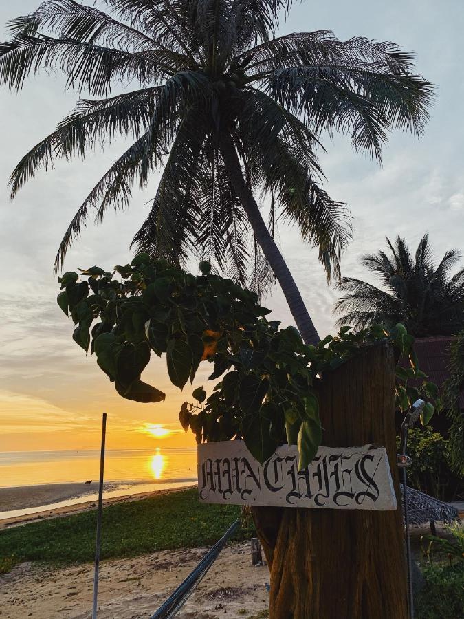 Munchies Bungalows Baan Tai Exteriör bild