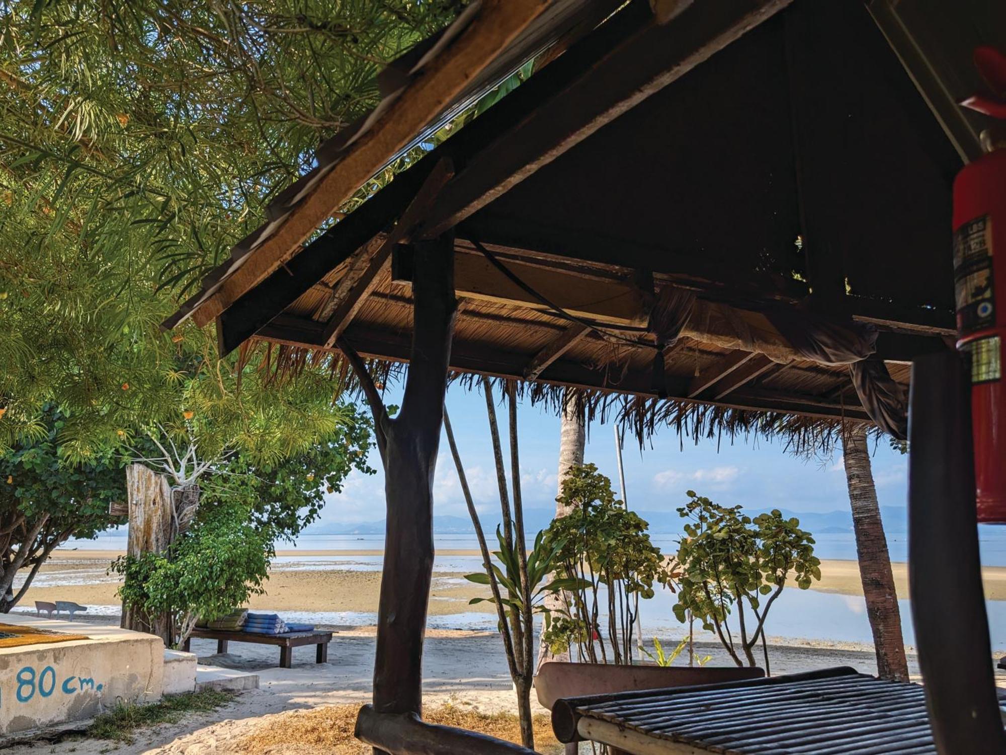 Munchies Bungalows Baan Tai Exteriör bild